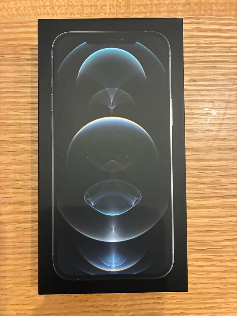 【期間限定】iPhone12promaxシルバー128GB