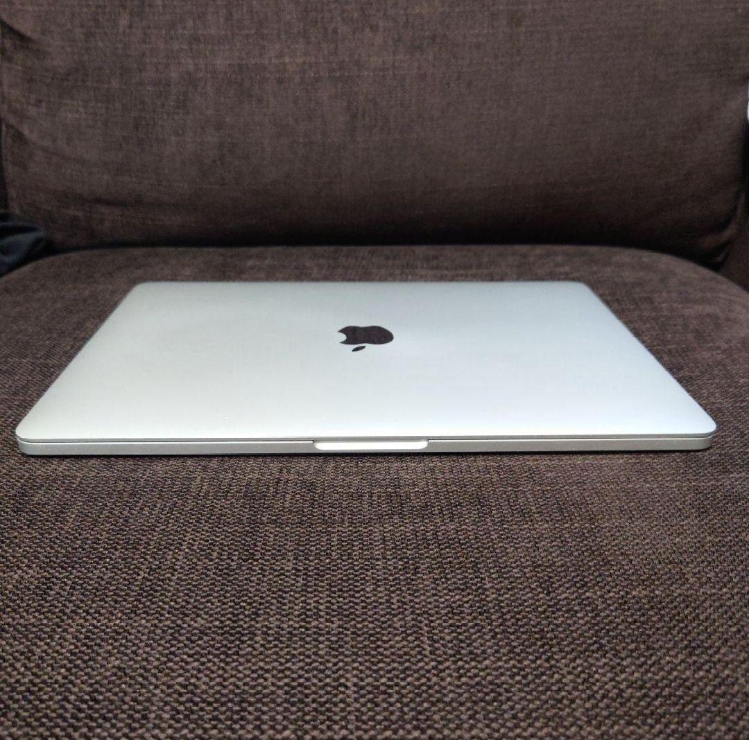【超美品】MacBookPro M2 16GB 256GB 13.3㌅