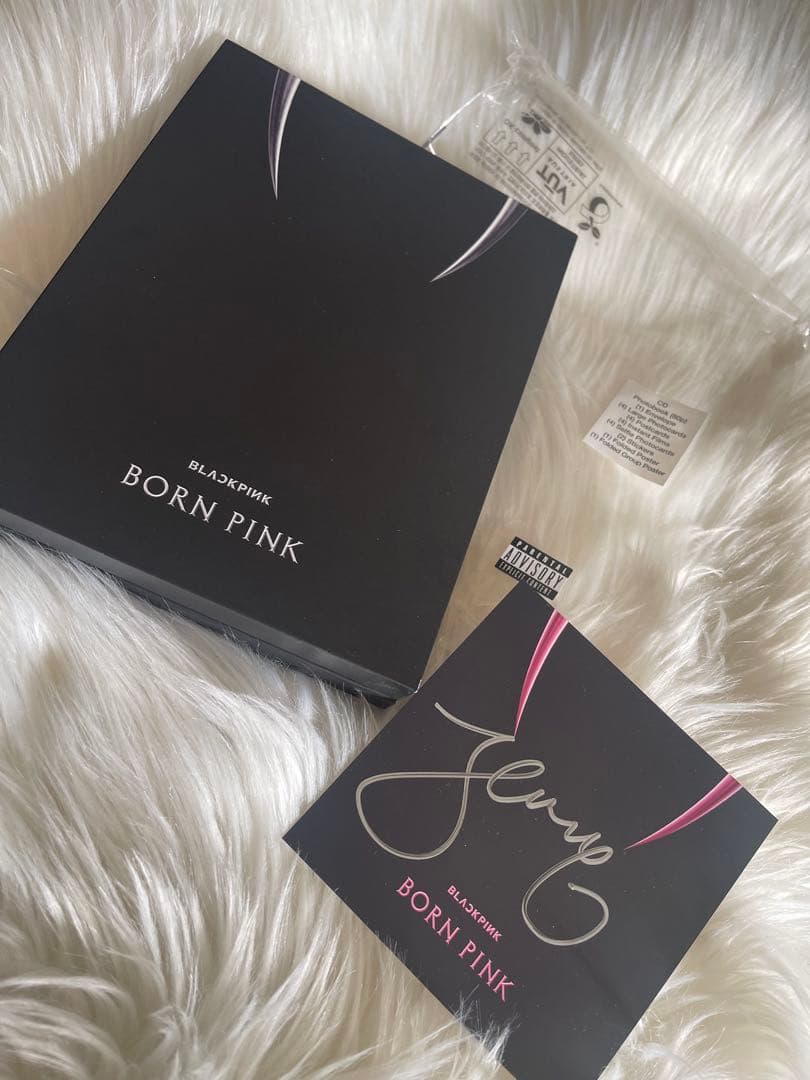 BLACKPINK JENNIE BORN PINK CD サイン入りカード付き Blackpink Jennie Signed Autograph Born Pink CD Framed Matted