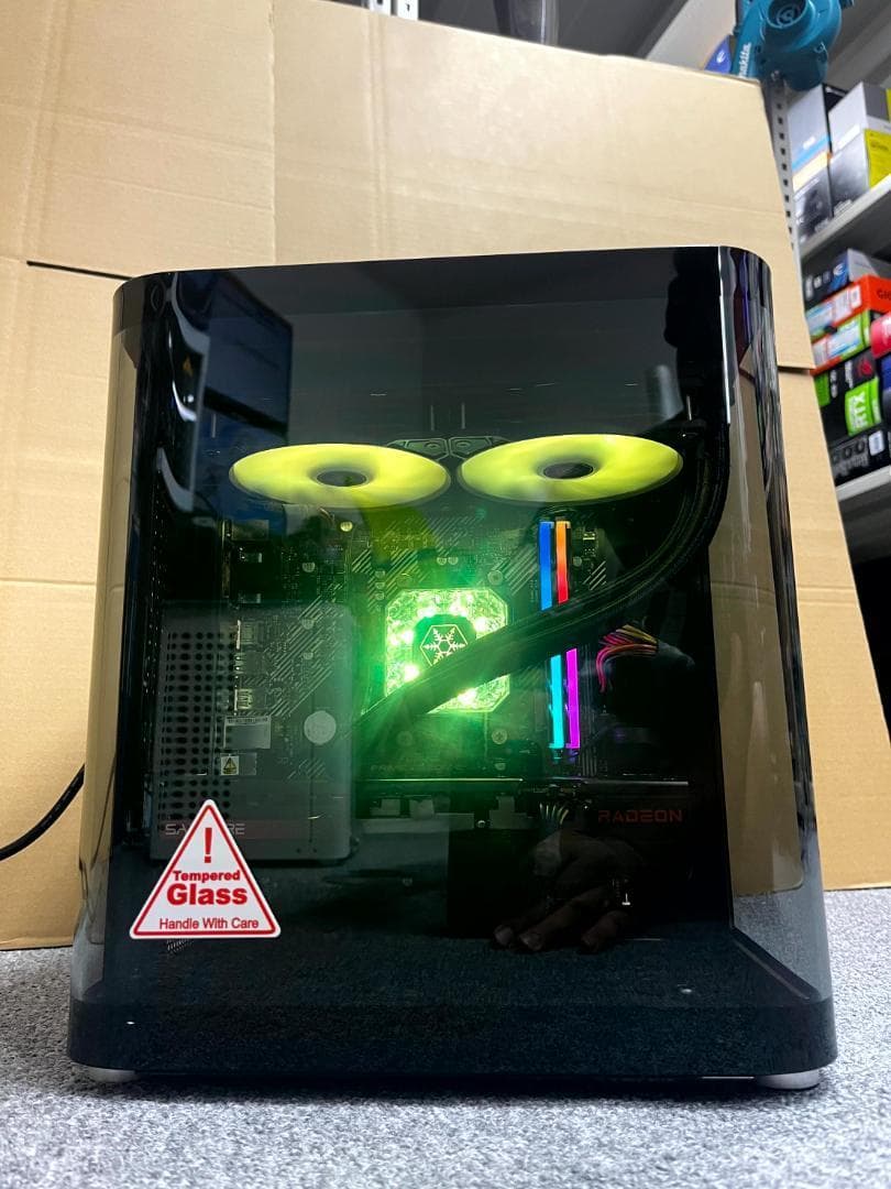 ゲーミングPC Ryzen 7 3700X/RX7600/16GB/1TB