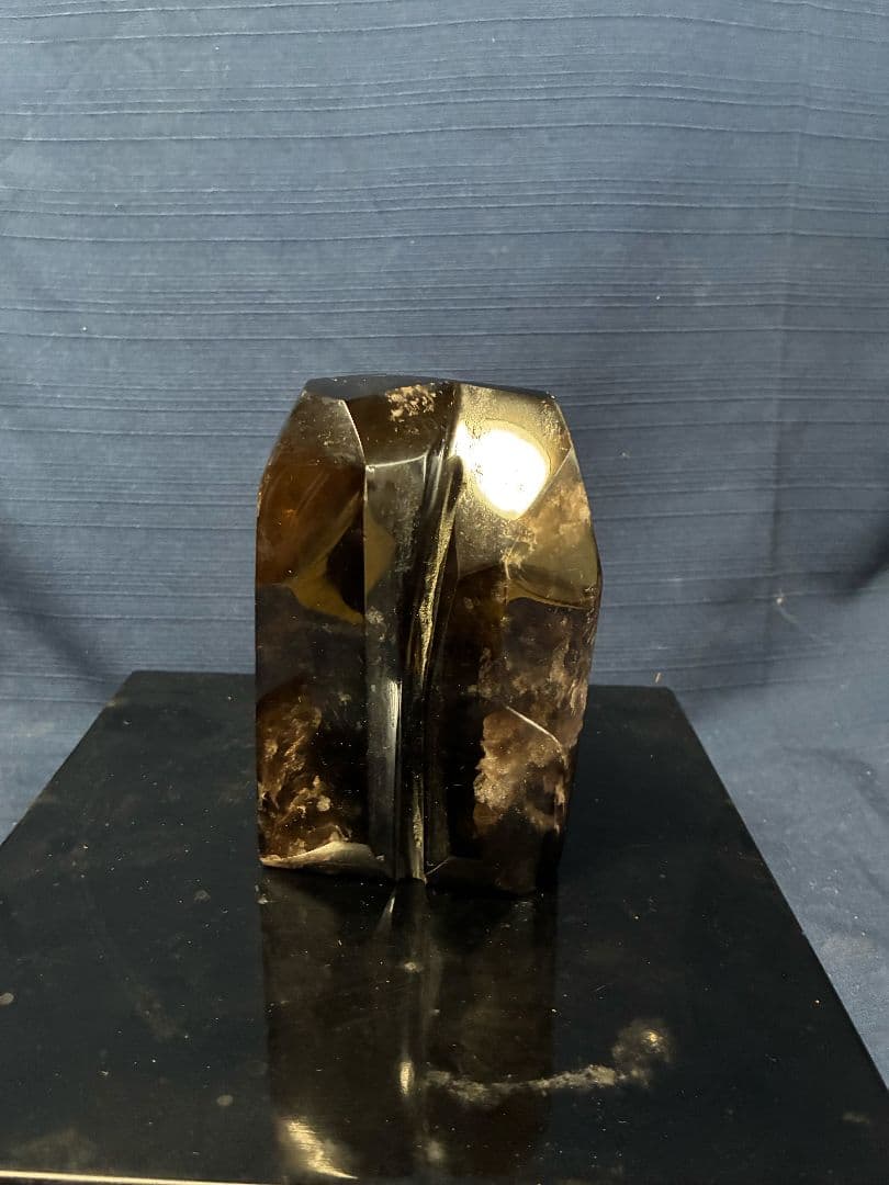 黒水晶 天然石 六角 縁起物置物H12㎝W 8㎝厚4㎝ 重さ72.3gm 置物