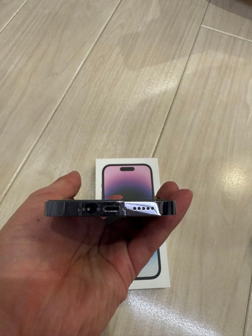まいか　美品　iPhone 14 Pro 256GB ディープパープル