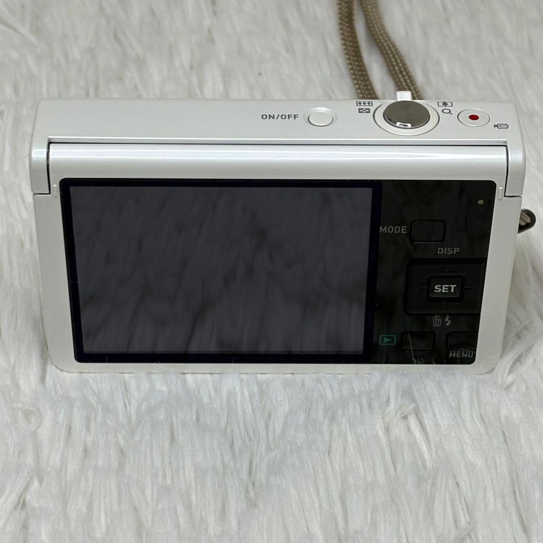 美品　CASIO カメラ　EX-ZR50 充電器　箱　ホワイト　コンデジ　動作品