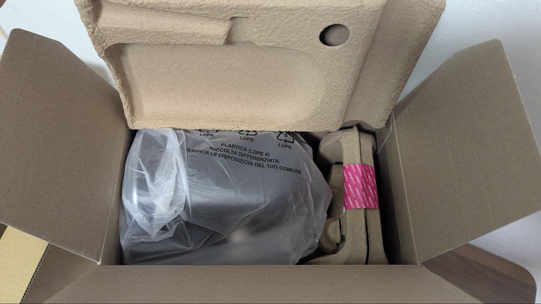 【定価:27,060円】贈答用 ソーダストリーム アート ステンレスボトル付