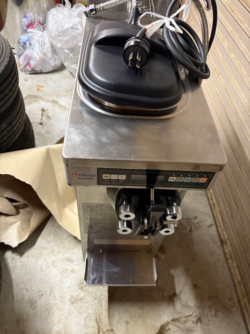 L*a様 NISSEI ソフトクリームメーカー NA-9524AE - メルカリ