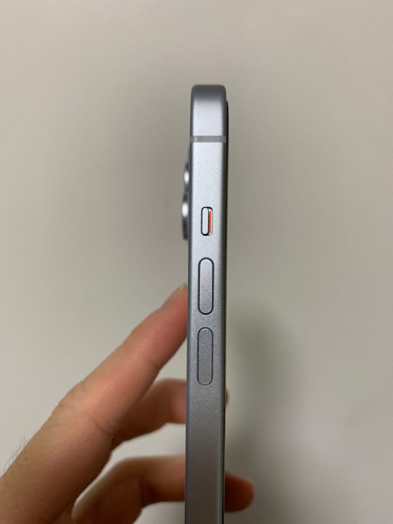 Apple iPhone 15 ミントグリーン