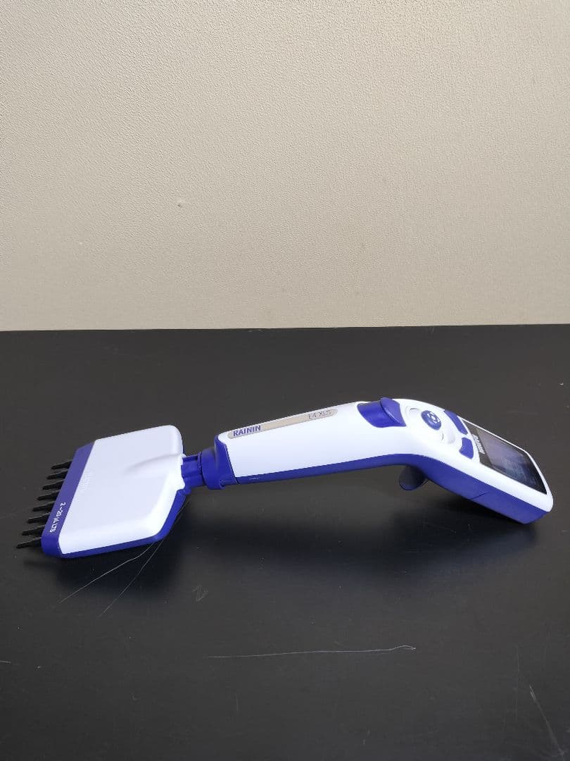 メトラートレド レイニン　電動8連ピペット　2-20μl LTS E4　XLS