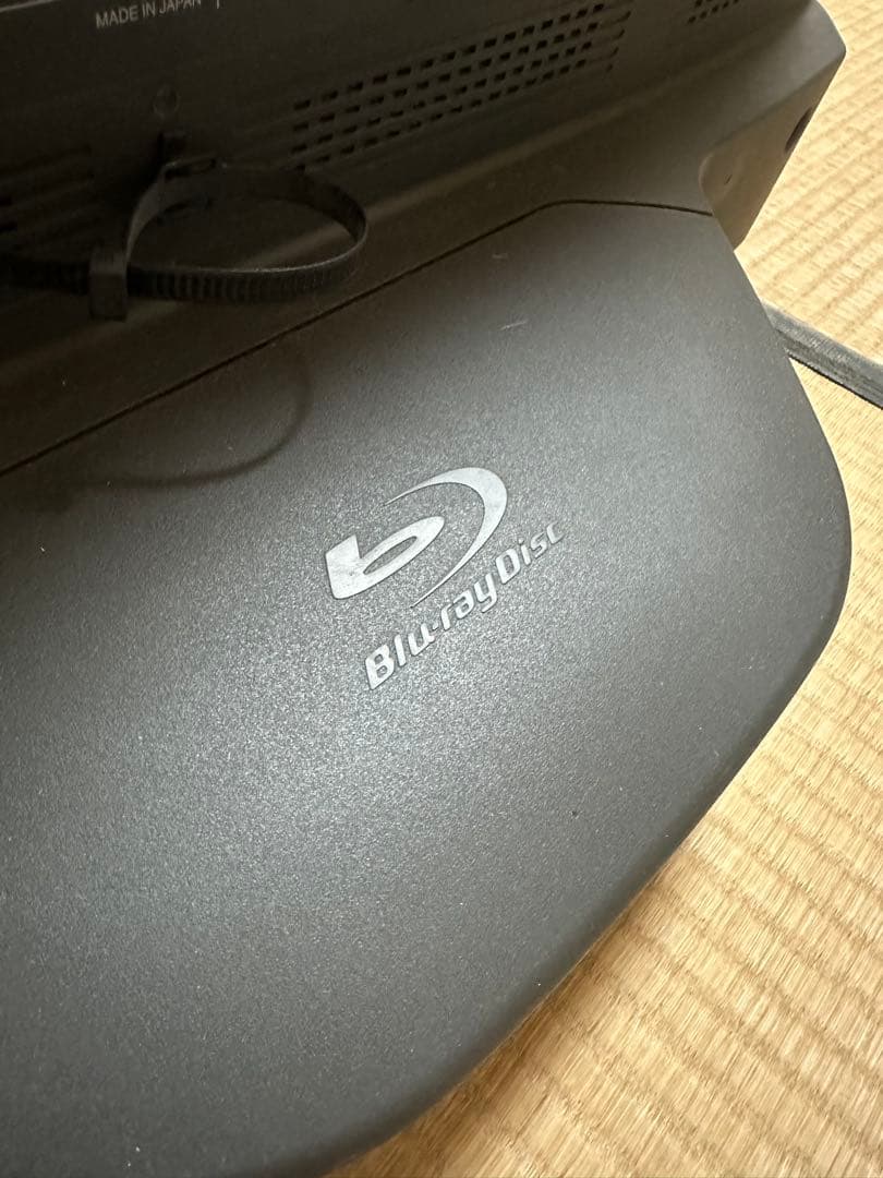 【美品】SHARP シャープ　Blu-ray内蔵TV 32インチ