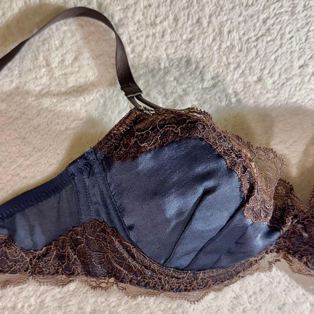 専用】chut! ベイカー恵利沙ネイビー A-B65,A70 GストリングL - メルカリ