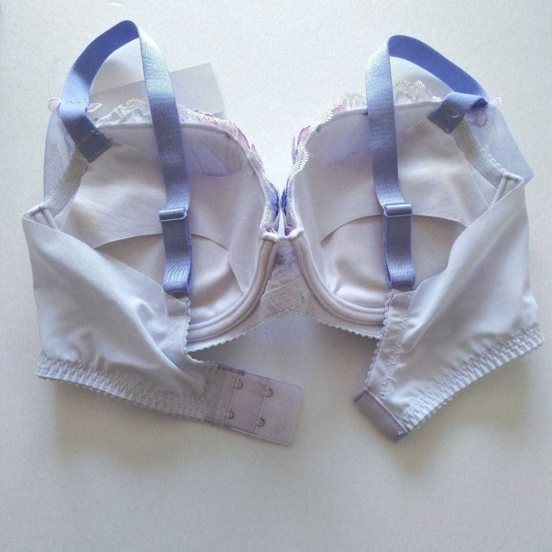 【新品】ワコール《パルファージュ》重力に負けないバストケアBra E70/M