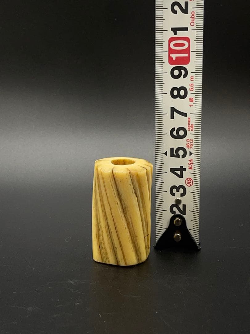 江戸時代 古い 一角 イッカク 鯨歯 根付 蓋置 骨董古美術 - メルカリ