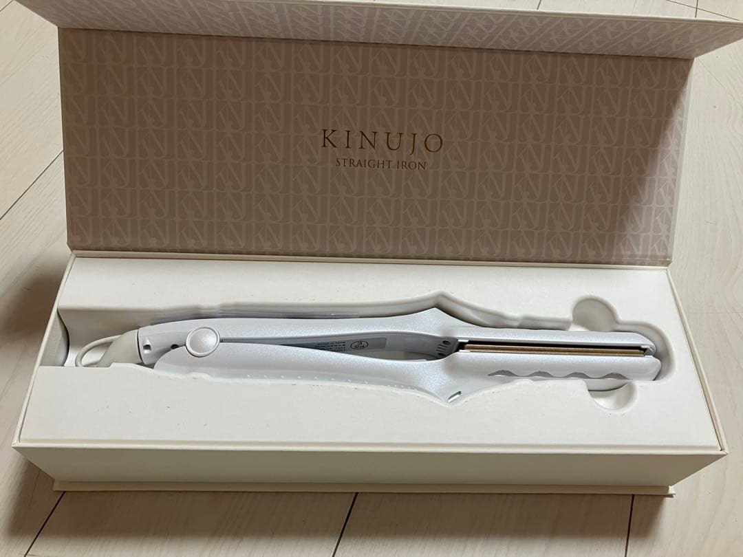 絹女 KINUJO ストレートアイロン LM-225