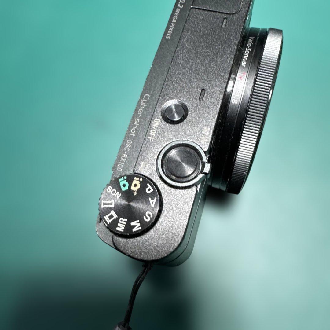 SONY DSC-RX100 デジカメ　ソニー