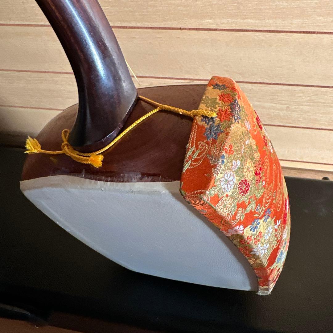 三味線本体 細棹 ハードケース付き 秋田三味線 長唄等 3弦 訳あり