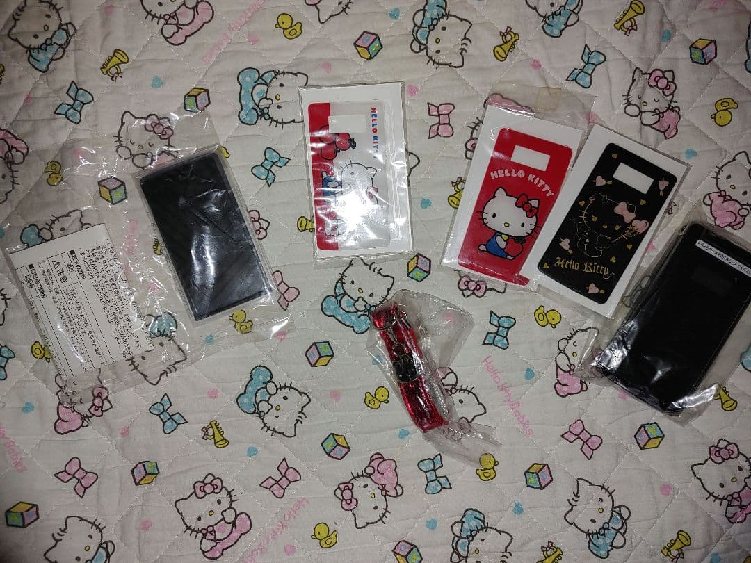 あ*ね様 激レア！キティ　ソフトバンク携帯ガラゲー815T新品未使用ブラック