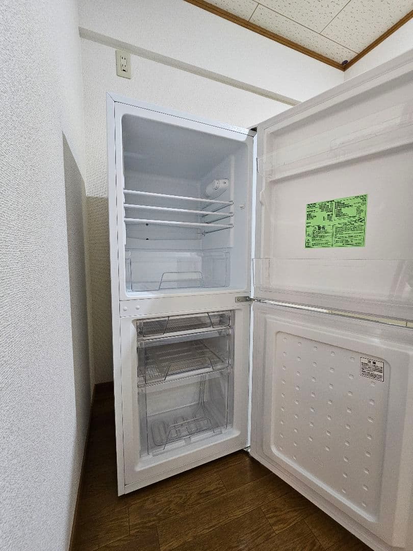 ◆Sumisumi◆ アイリスオーヤマ冷蔵庫 142L