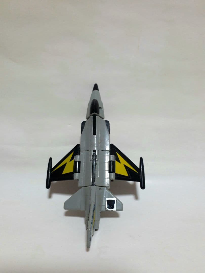 トランスフォーマー エアーボット 当時物 昭和レトロ 飛行機 戦闘機