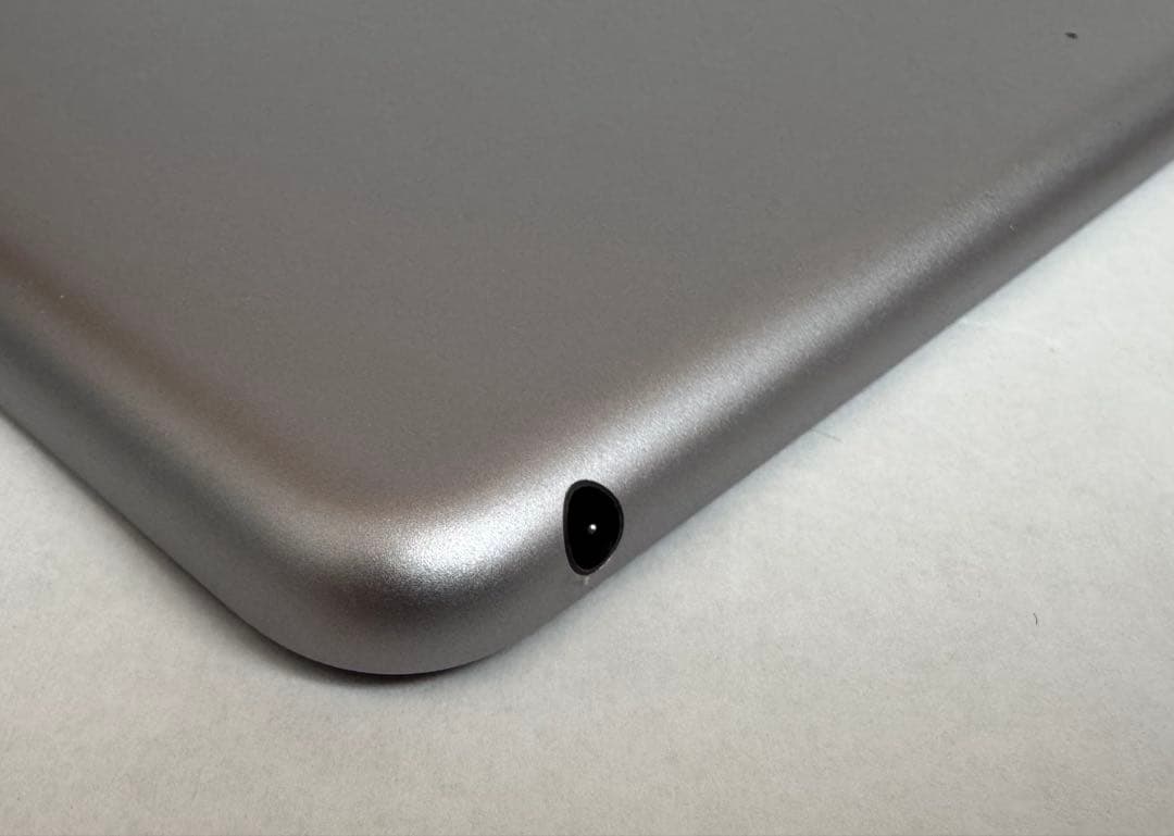 iPad 第5世代 Wi-Fi 32G 9.7インチ