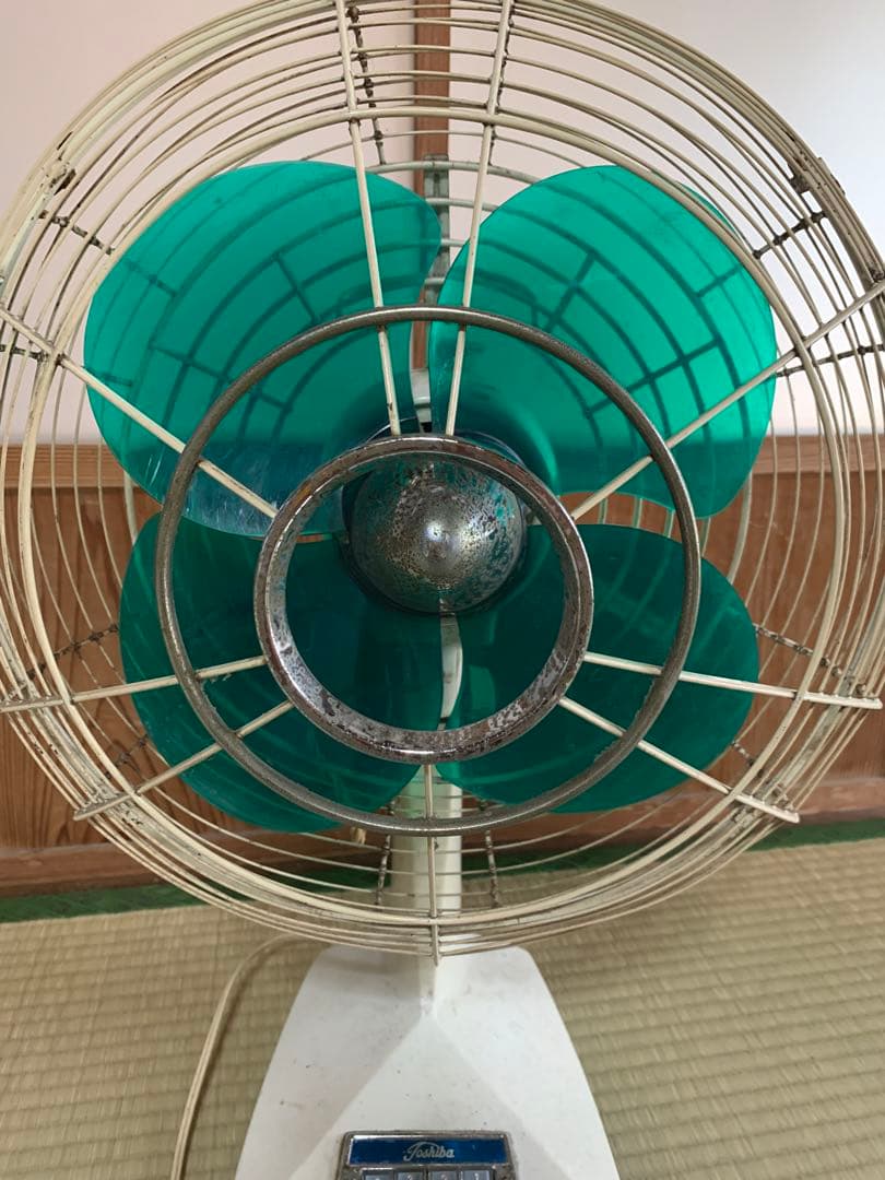 東芝　レトロ　昭和扇風機　グリーン　動作確認済み