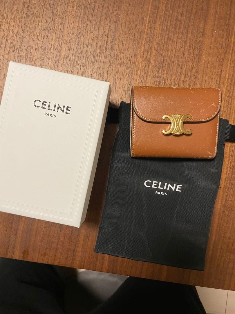 CELINE トリオンフ　三つ折り財布 ブラウン CELINE セリーヌ トリオンフ ブラウン 3つ折り財布 レディース