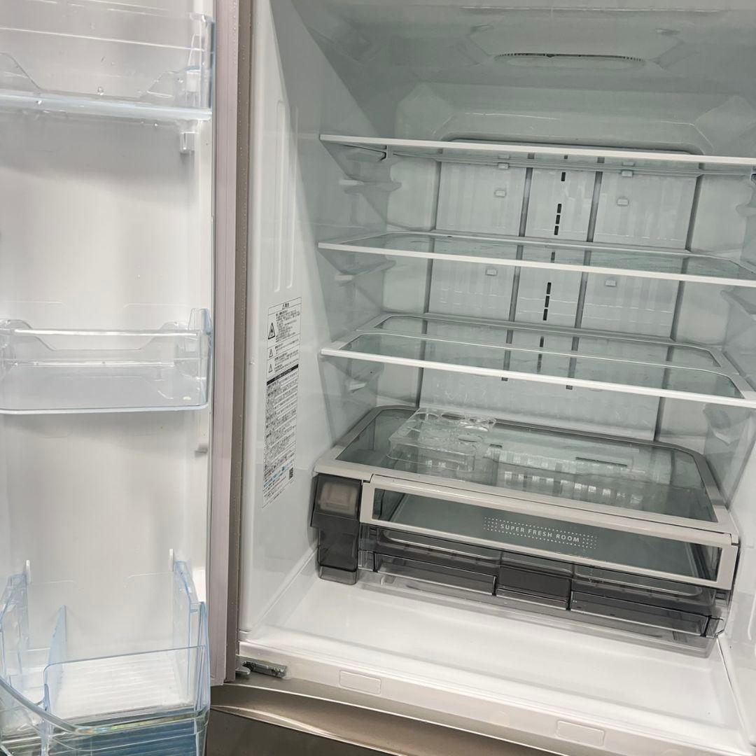 467 冷蔵庫　大型　500L強　観音開き　6ドア　ガラストップ　自動製氷機付