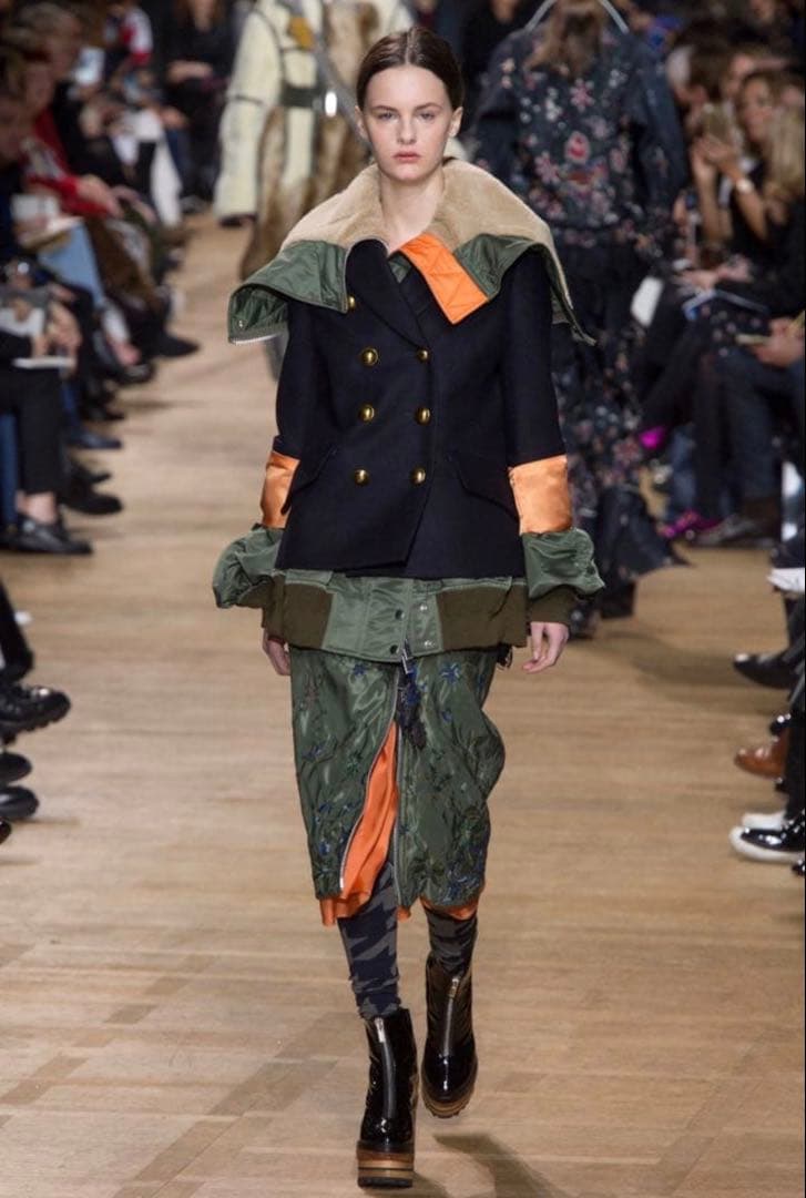 sacai サカイ フラワーエンブロイダリー ナイロンスカート カーキ