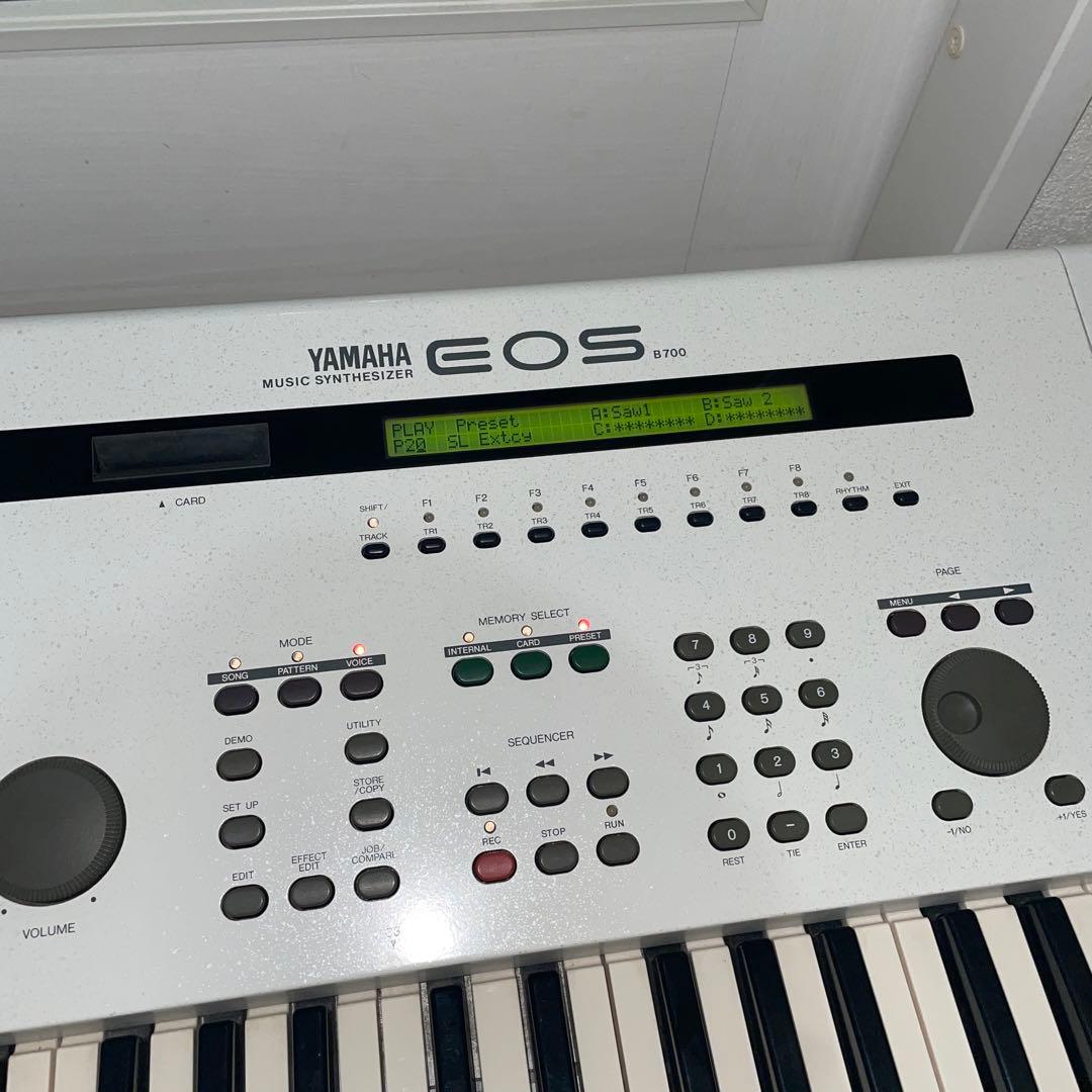 ヤマハ YAMAHA EOS B700 オールインワン シンセサイザー 小室哲哉