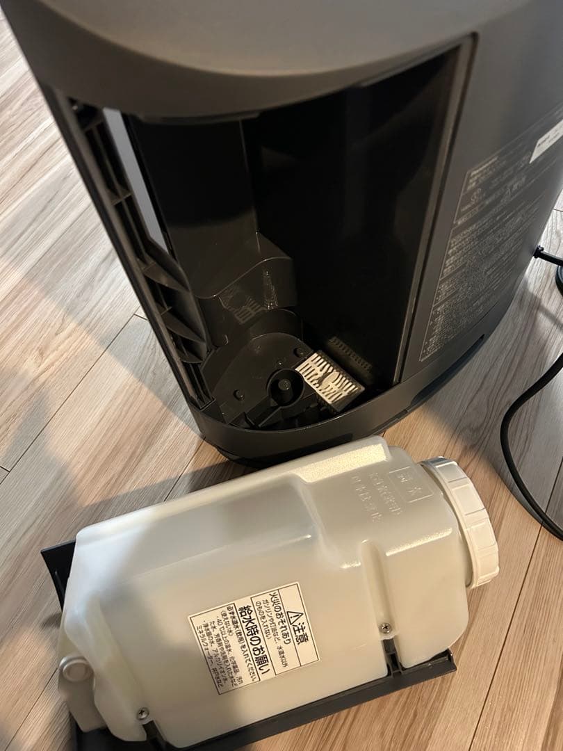 Panasonic セラミックファンヒーター DS-FKX1206