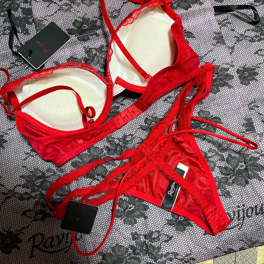 ☆Ravijour☆廃盤ラメ入☆RED☆D65-70 3連Tバック☆セット - メルカリ