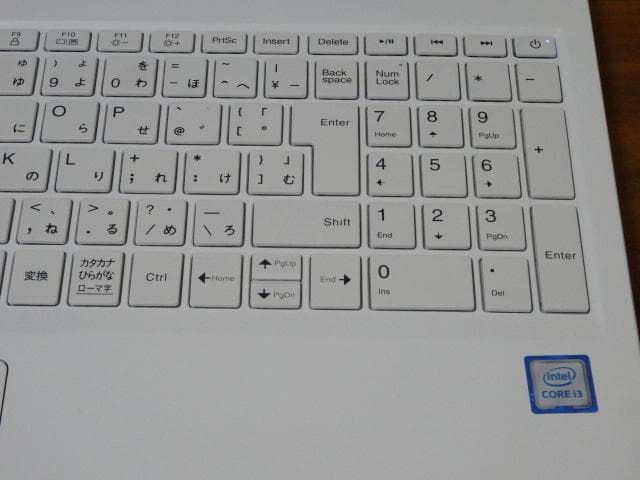 NECノートパソコン PC-GN212RGAH　i3 SSD128GB