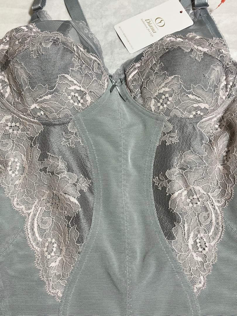 ダイアナ 補正下着 ボディスーツ A80LL - メルカリ