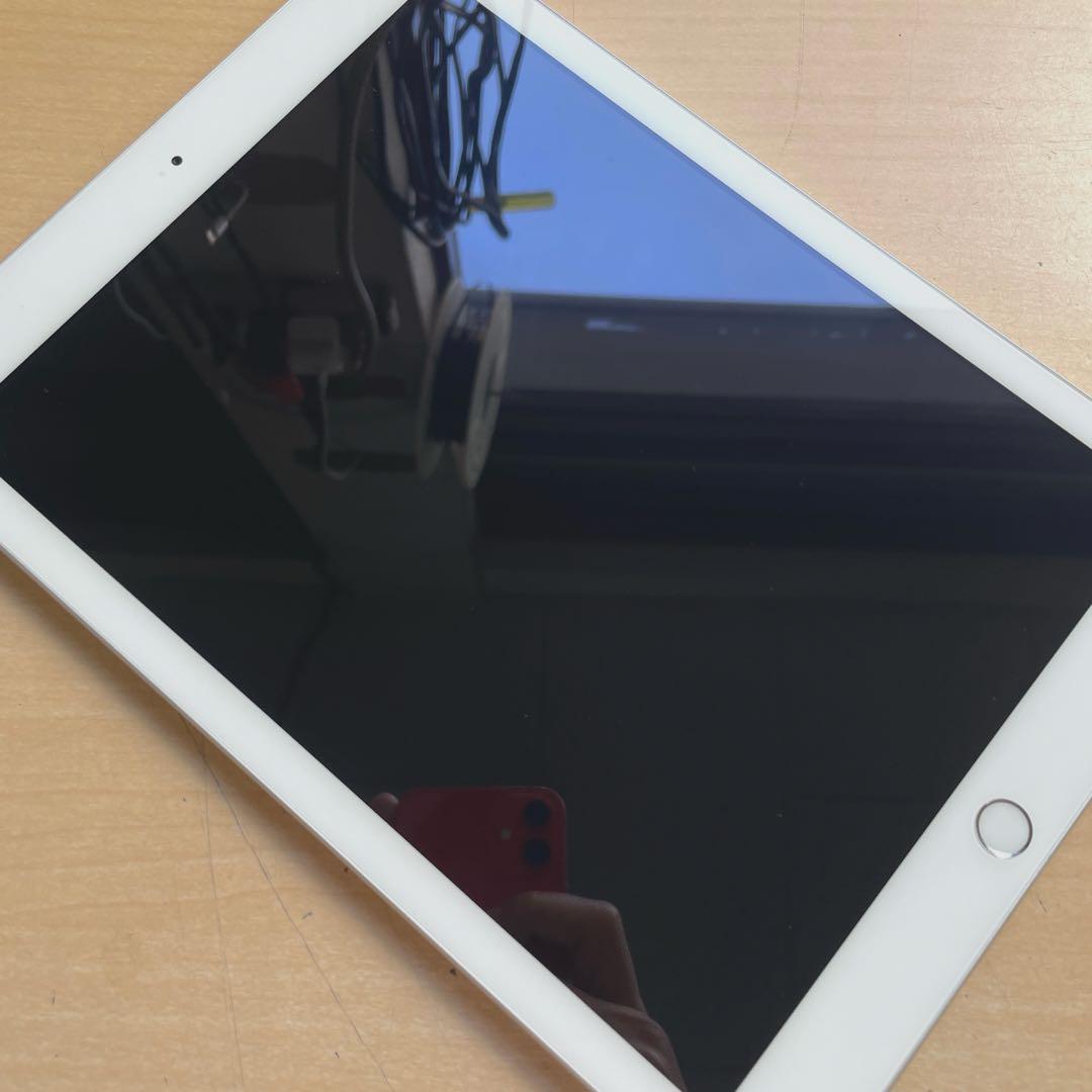 iPad 第5世代　A1822　Wi-Fiモデル　シルバー　32GB 美品　#6