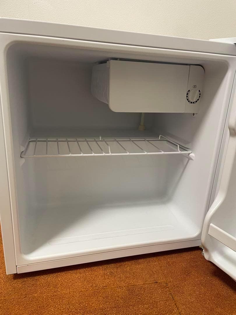 comfee1ドア冷蔵庫 2024年製 45L RCD45WH/E