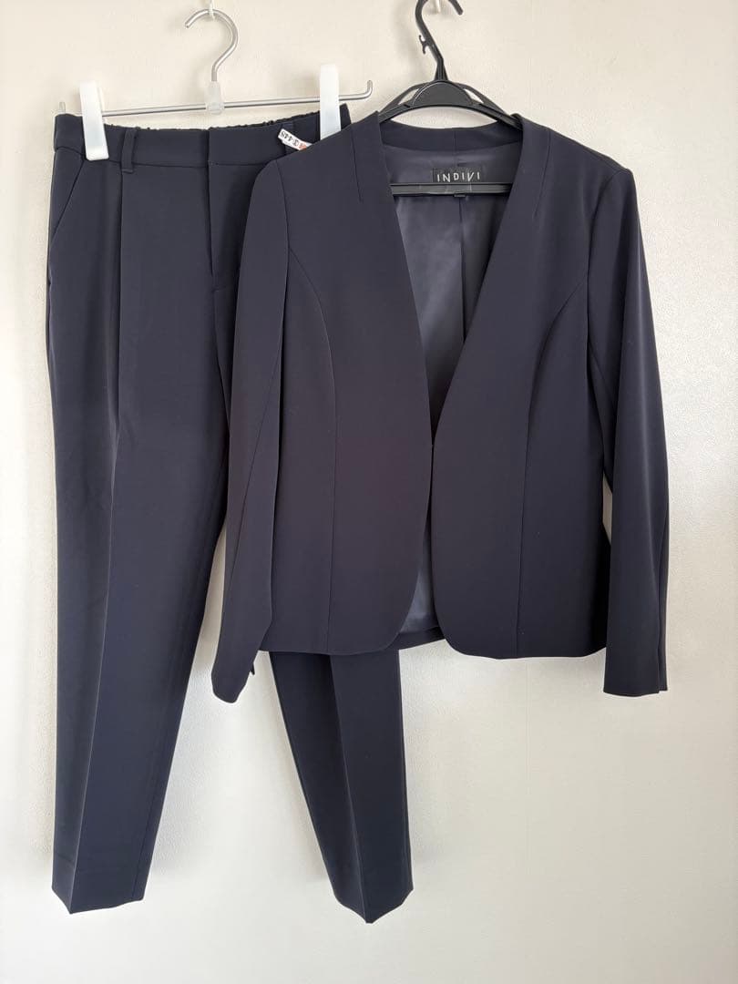 美品 INDIVI パンツスーツ 36 ネイビー ノーカラー 洗える／通勤／スーツ】メランジストレッチ テーパードパンツ（パンツ