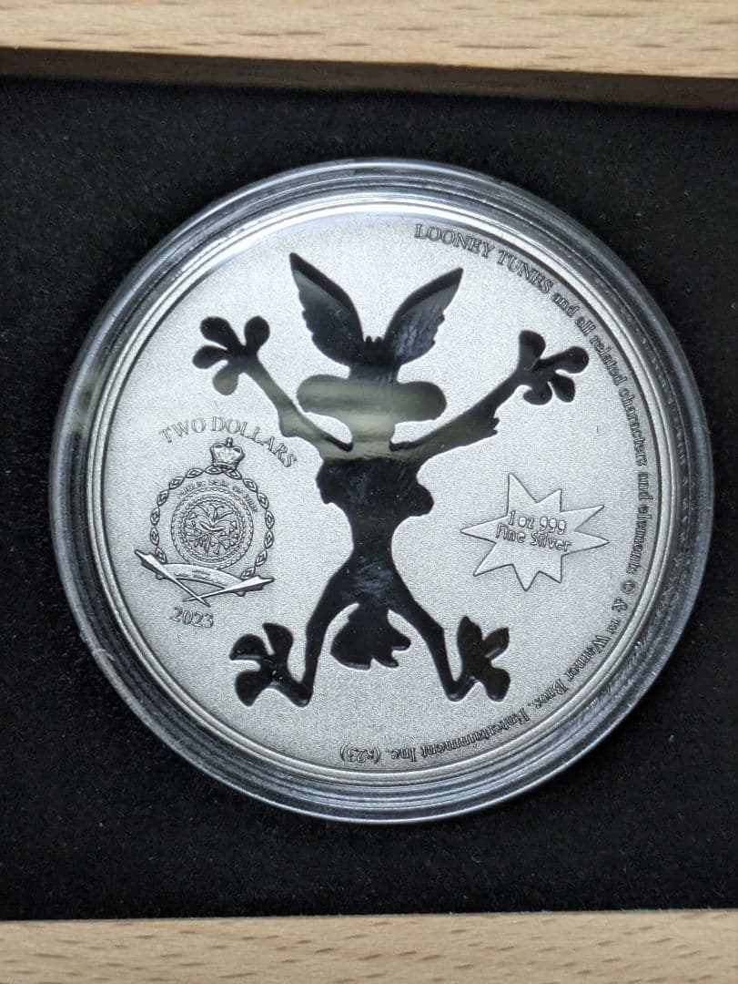 ルーニー・テューンズ ワイリーコヨーテ1オンス純銀 - メルカリ