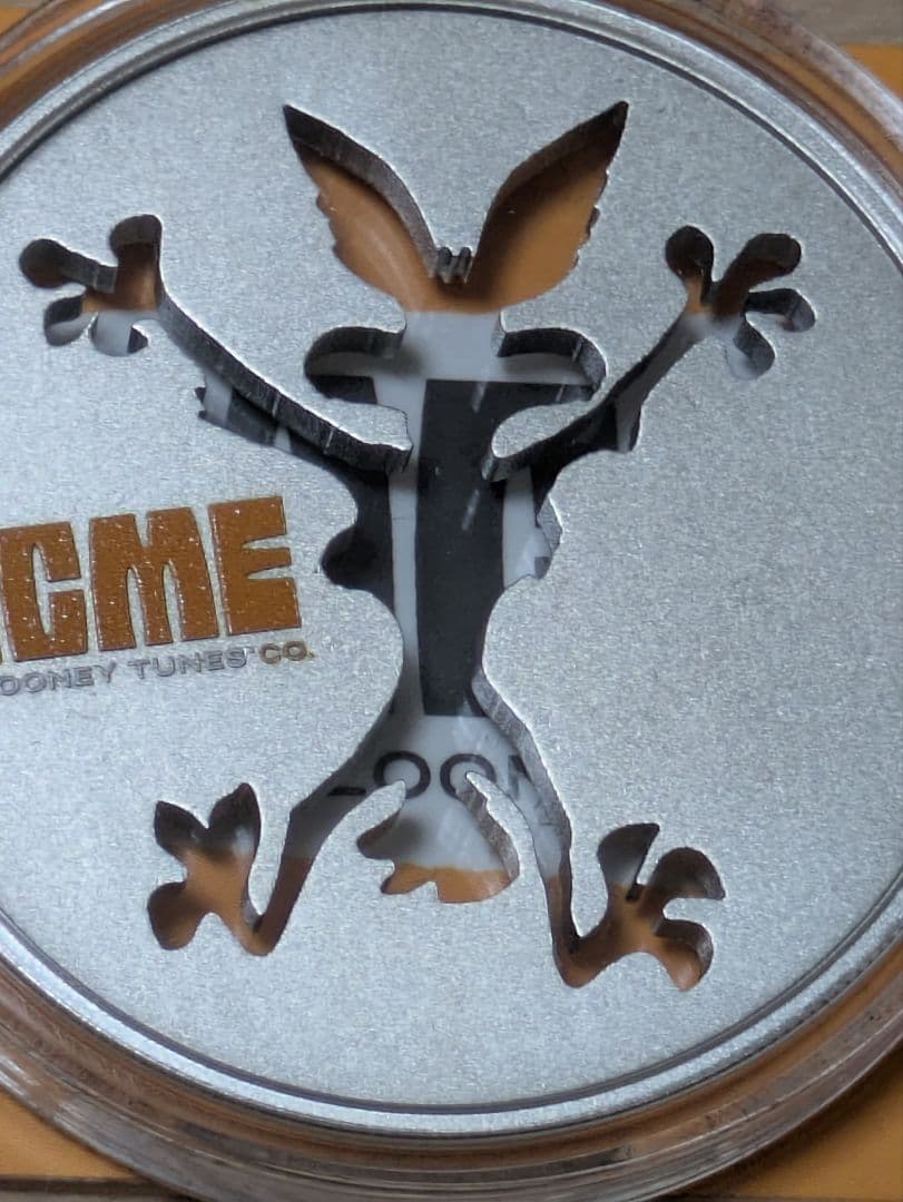 ルーニー・テューンズ ワイリーコヨーテ1オンス純銀 - メルカリ