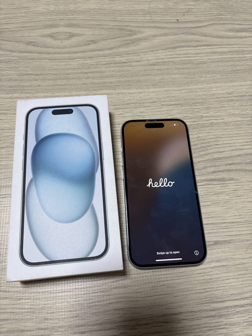 Apple iPhone 15 ブルー 本体　値下げ中