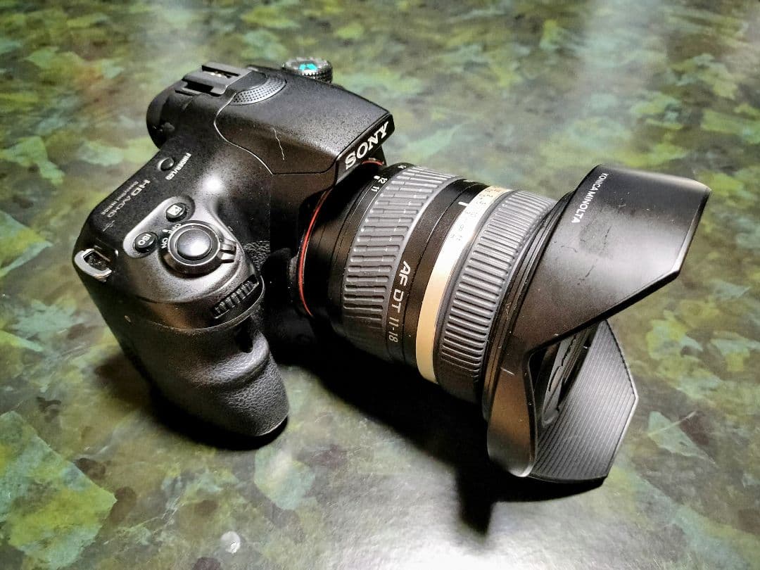 コニカミノルタ超広角ズームレンズ（ソニーαAマウント）