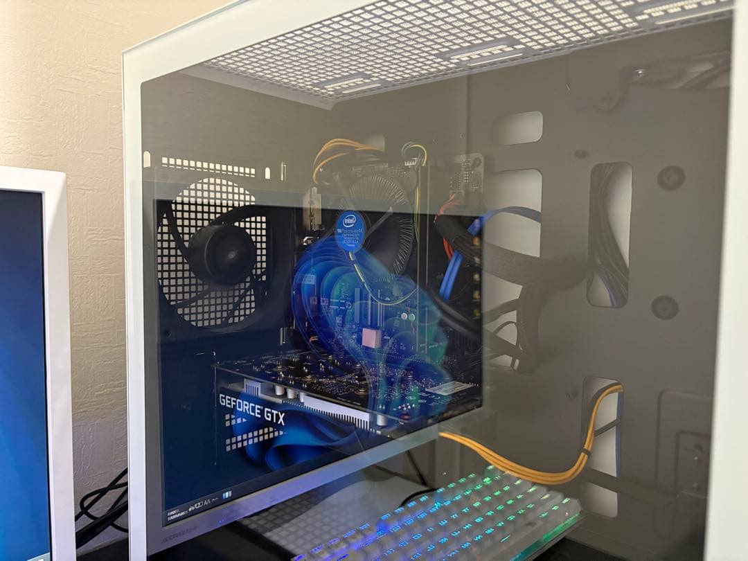 ホワイトゲーミングデスクトップPC（Windows11/gtx1650）