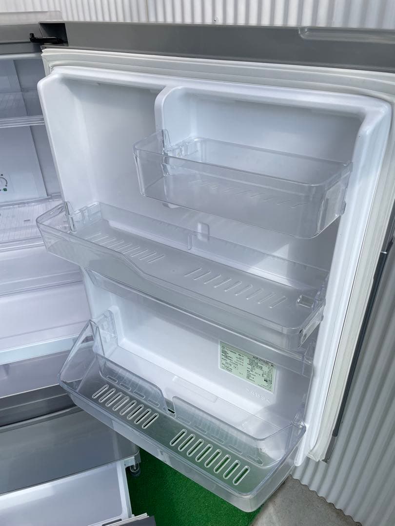 828 アクア 3ドア冷蔵庫 右開き シルバー コンパクトデザイン 二人暮らし