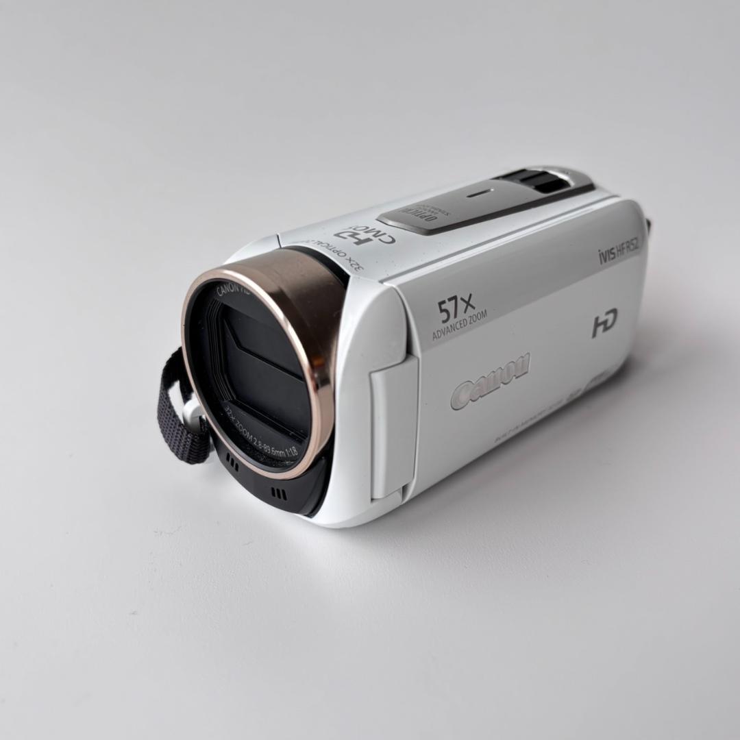 Canon IVIS HF R52 ビデオカメラ本体 Amazon | Canon デジタルビデオカメラ iVIS HF R52 ブラウン 光学32倍