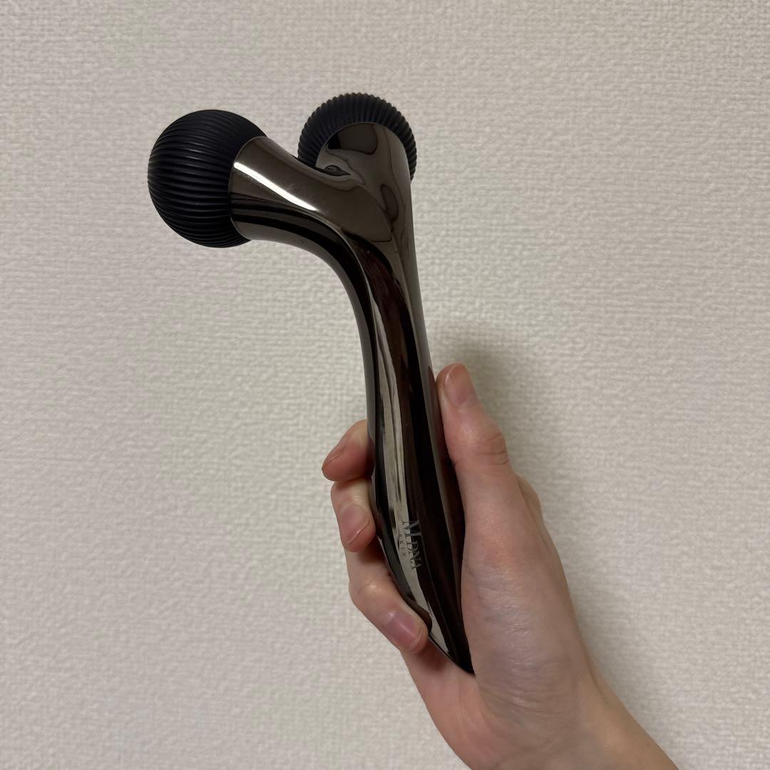 MTG MDNAオニキスブラック フェイスローラー 美顔ローラー スタンド付き