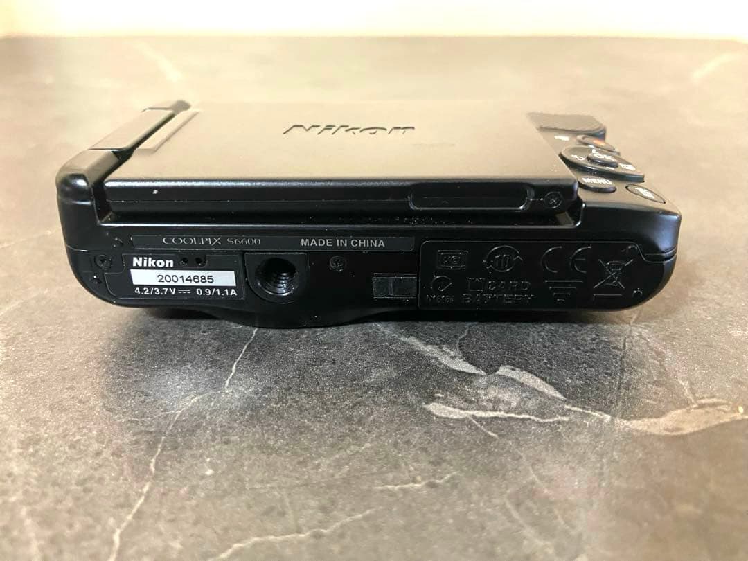 美品 Nikon COOLPIX S6600 ブラック デジカメ デジタルカメラ