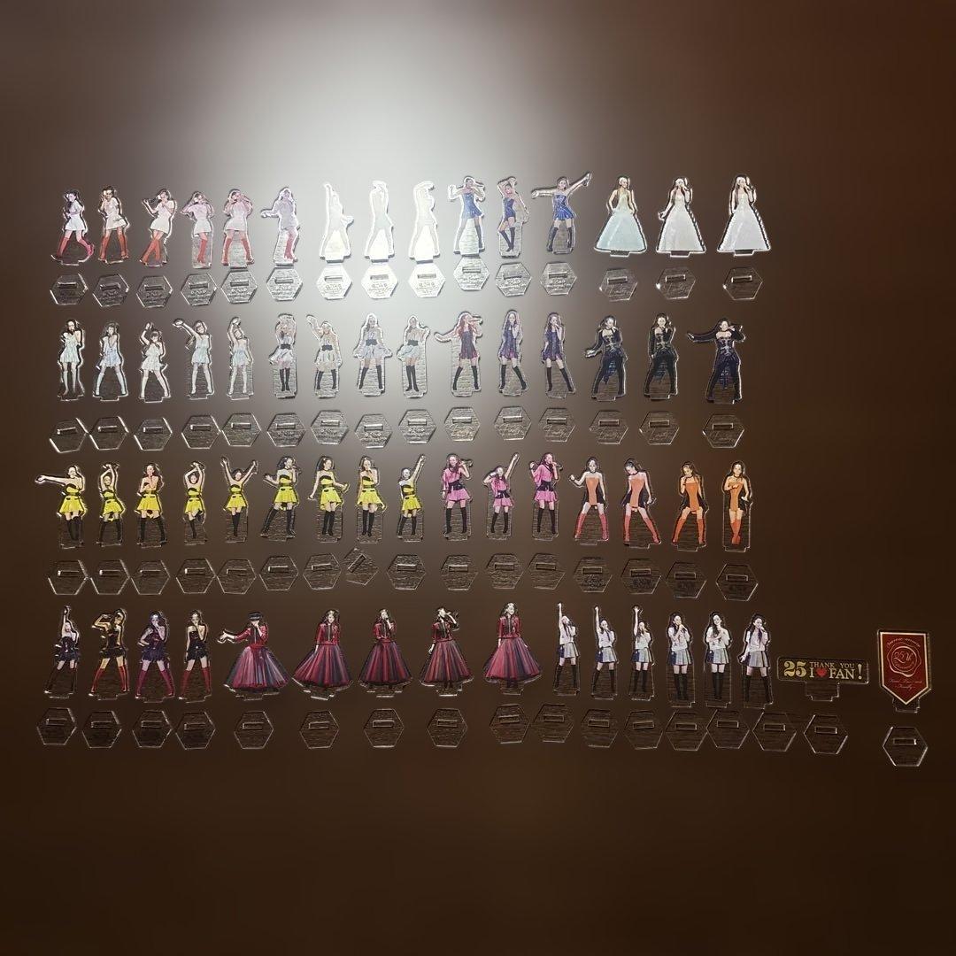 r*u様 安室奈美恵 Final Space アクリルスタンド　63種類 安室奈美恵 final space アクリルスタンド コンプリート - メルカリ