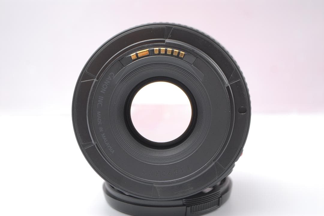 ⭐ほぼ新品⭐Canon EF 50mm F1.8 Ⅱ単焦点レンズ 安全保障付き
