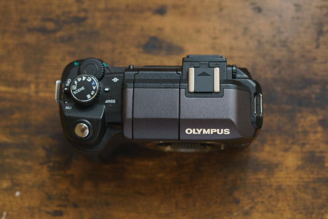 OLYMPUS E-300 ショット数7952 ズームレンズ2本付