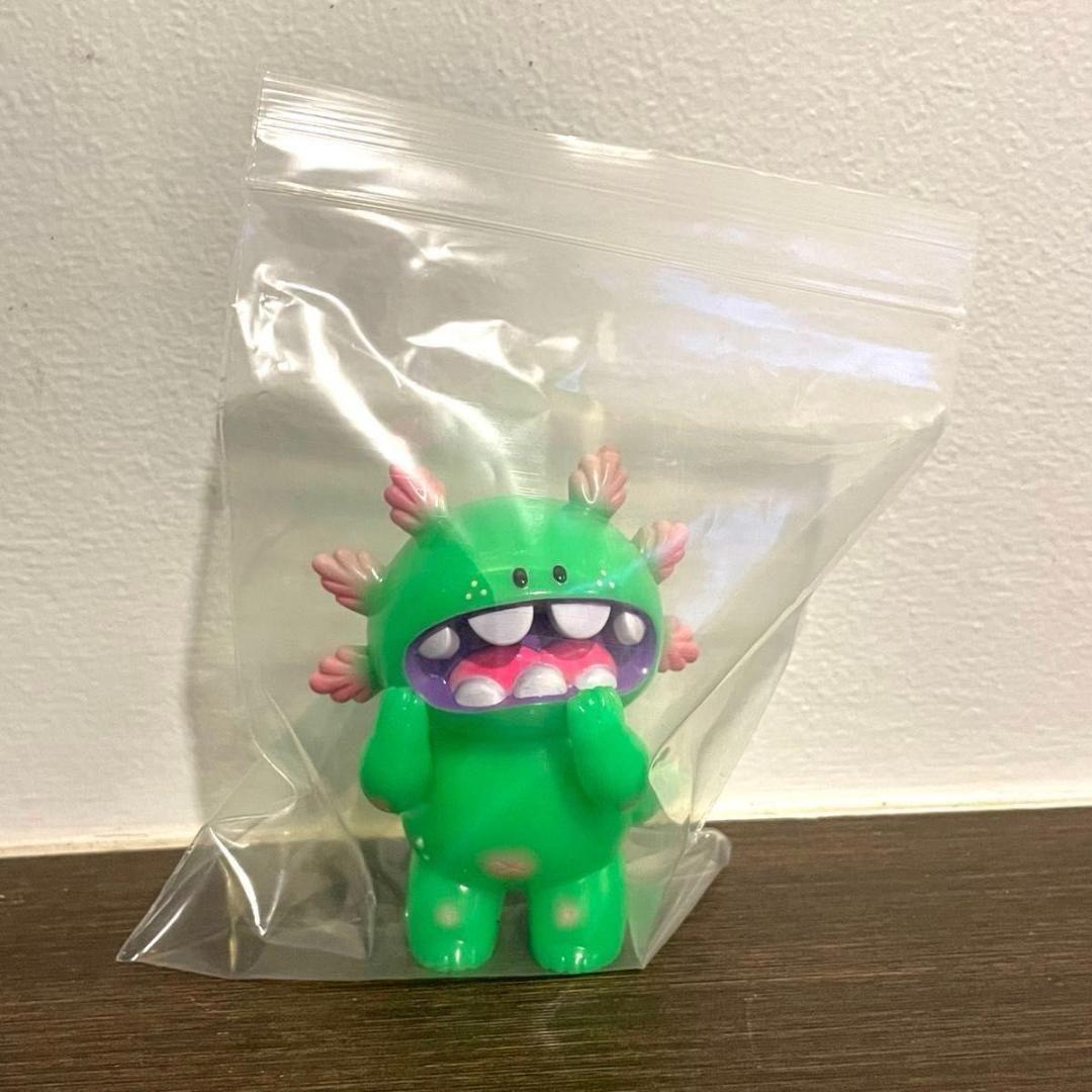 GRAPE BRAIN ロッキャクウーパー まかろに キウイ 蛍光グリーン成型