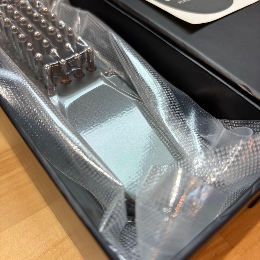 ☆未使用品☆ サロニア EMSリフトブラシ 3Dケア SAL24305BK