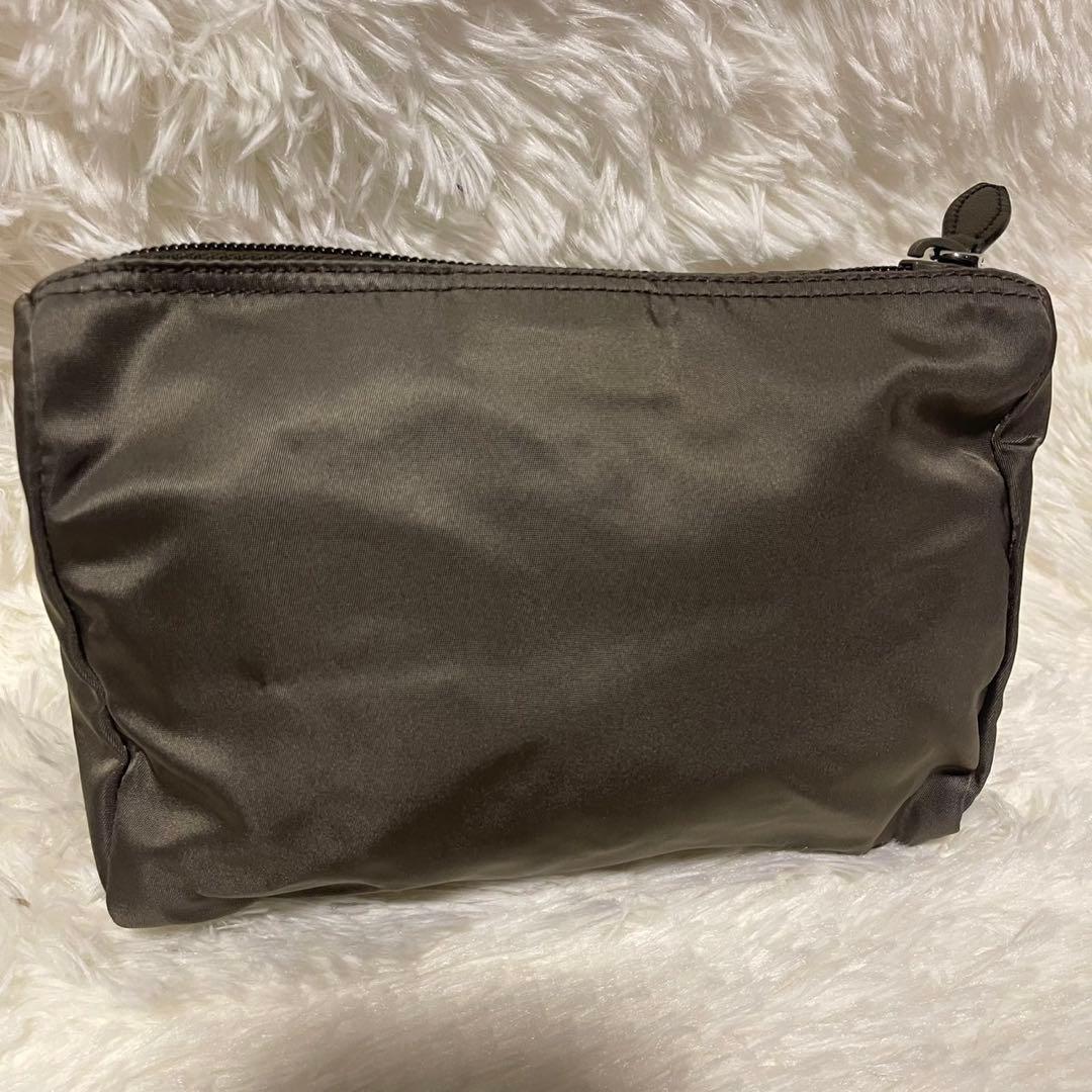 PRADA プラダ ポーチ 三角ロゴ ナイロン カーキ 小物入れ カード、袋