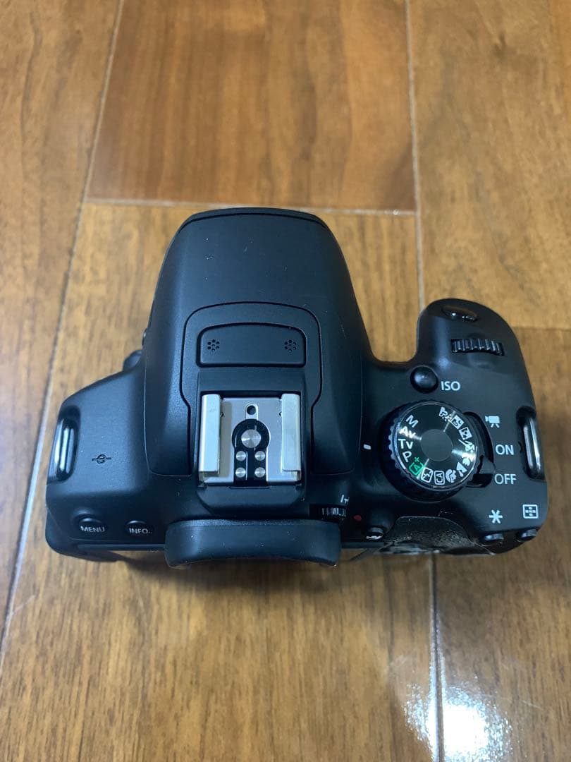 Canon EOS Kiss X6i ボディ